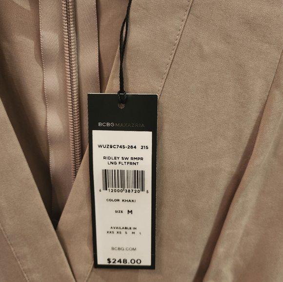 BCBG Max Azaria Ridley belted romper NWT Size M - Picture 3 of 8